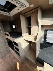 KARAVAN-1