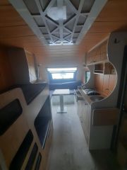 KARAVAN MODEL-4