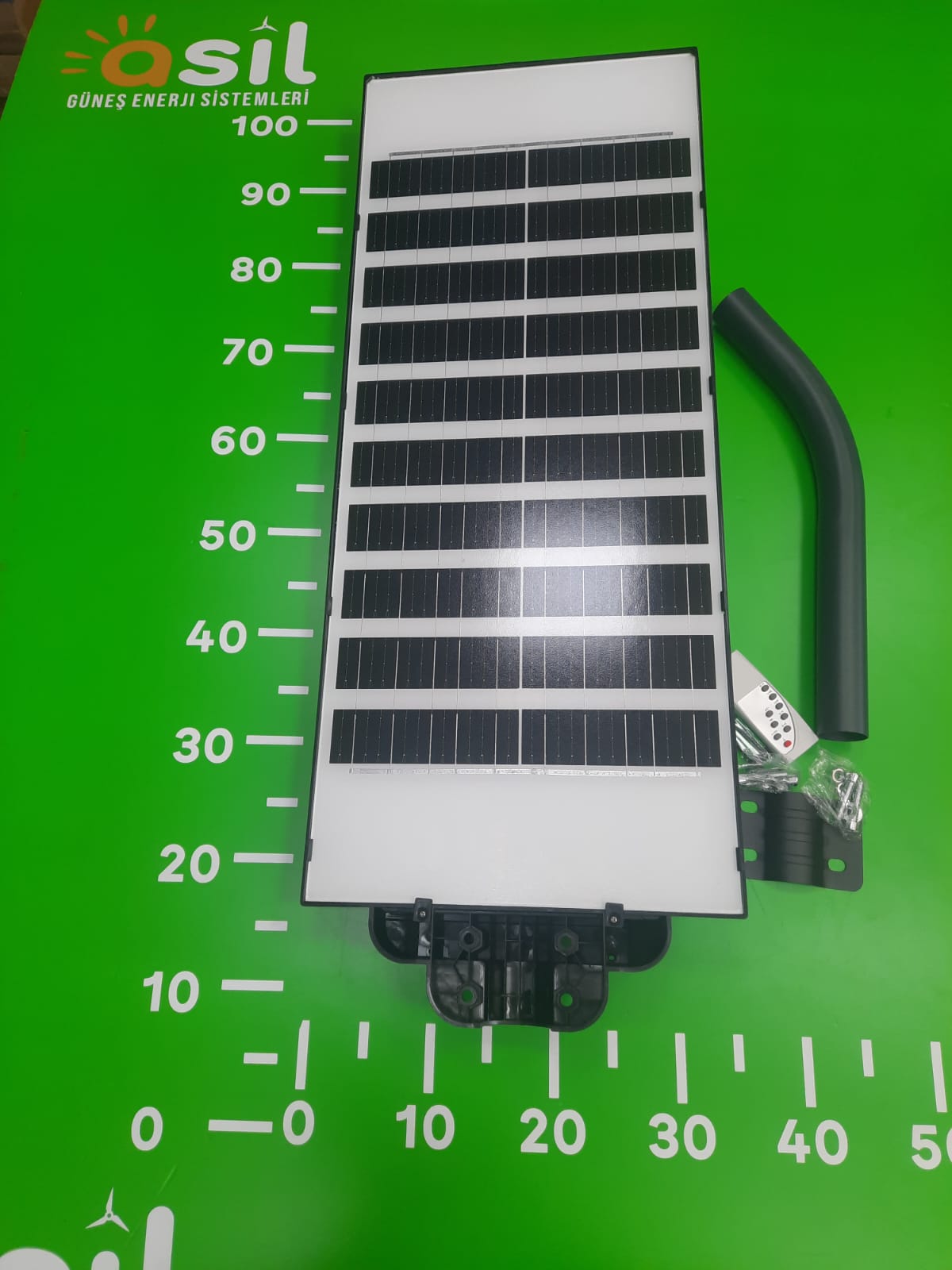 2500 WAT SOLAR PANELLİ PROJEKTÖR